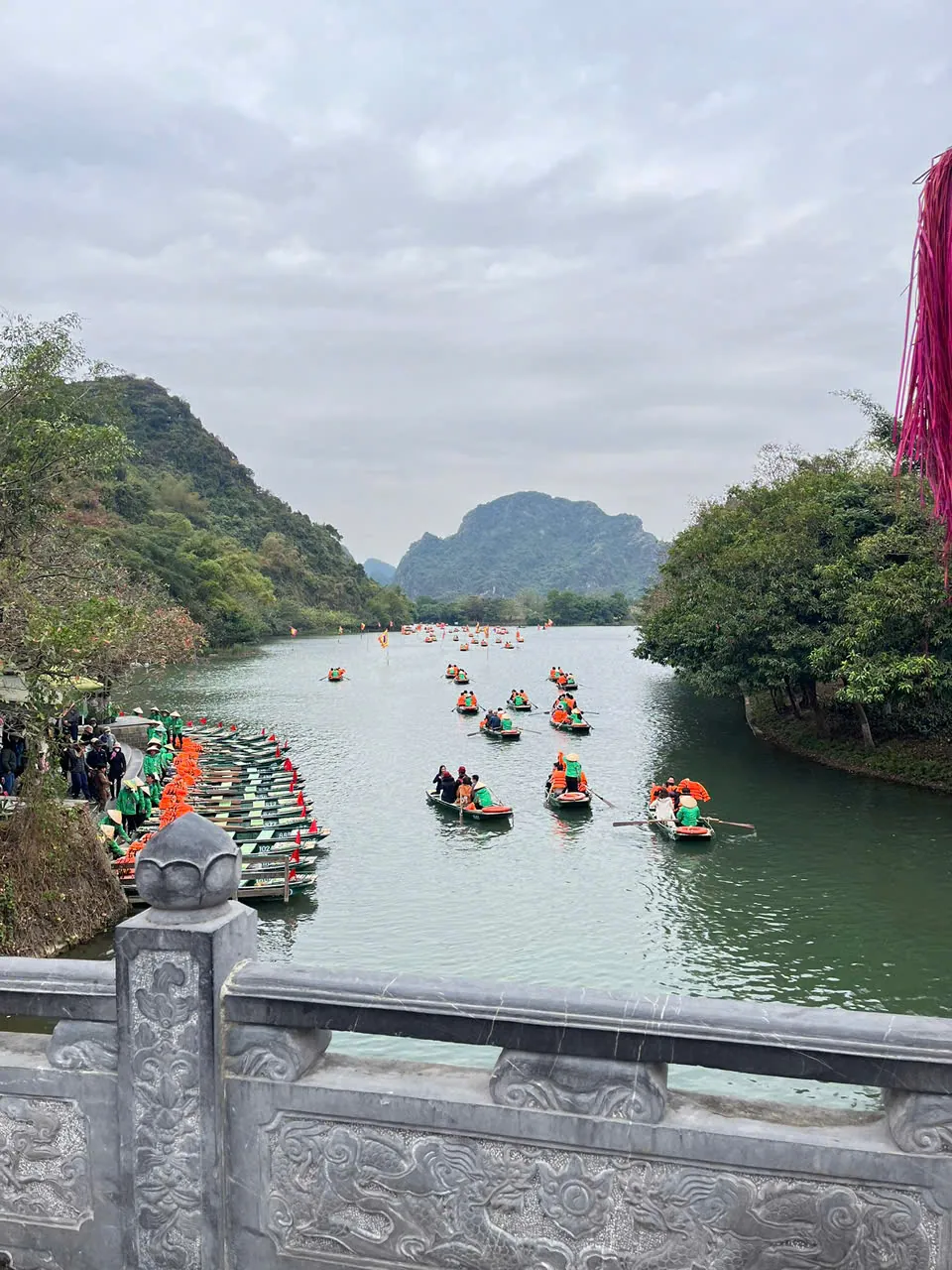 Rowing boats on the river at Trang An, Ninh Bình